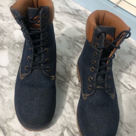 Boots for Men - Picture 2 of 3